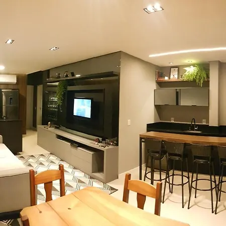 Apartamento Ao Lado Da Vila Germanica Blumenau Exterior photo